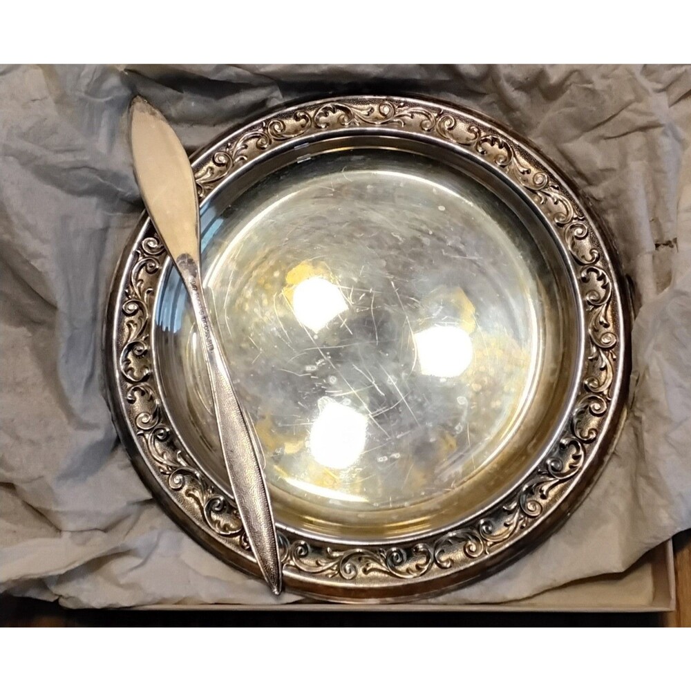 Vintage 1847 Rogers Bros Silverplate Esperanto Bread Plate and Butter Set in box
